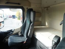 Mercedes-Benz Actros 2545 6×2 MP5 / FULL ADR / Curtain