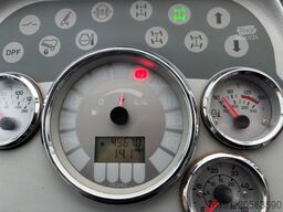 KRAMER 680 Klapp-Schaufel*Hydr. SW*2x AHK*Tüv