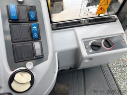 KRAMER 680 Klapp-Schaufel*Hydr. SW*2x AHK*Tüv