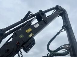 JOHN DEERE 1270G HARVESTER 8X8