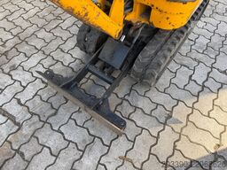 JCB 8008 CTS / 2021 BJ / 733 H / 2 x Löffel