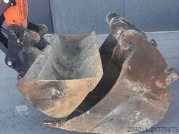 Versteijnen Trucks B.V. Versteijnen Trucks B.V. Versteijnen Trucks B.V.