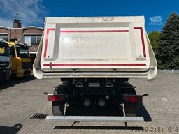 SCHMITZ CARGOBULL Kippauflieger mit 3 Achsen