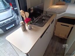 LMC Innovan Pure 640 Design+Sicherheit Paket+AHK