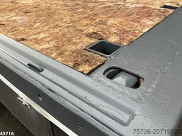 Volvo FH 400 8x4 Fassi 80 Tonmeter laadkraan