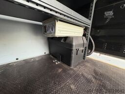 FORD Transit Custom, 320 L1, Standheizung, AHK, Regal