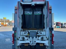 eActros 300LL MÜLLPRESSER Müllsammelfahrzeug