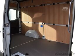 MERCEDES-BENZ Sprinter 319 CDI Hochdach/AHK 3.5/Automatik