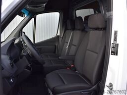 MERCEDES-BENZ Sprinter 319 CDI Hochdach/AHK 3.5/Automatik