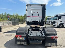 Mercedes-Benz Actros MP4 Pompa e Presa di Forza