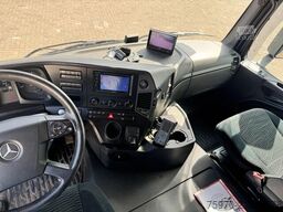 Mercedes-Benz Arocs 4745 10X4 ASFALTKIPPER