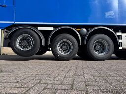 Mercedes-Benz Arocs 4745 10X4 ASFALTKIPPER