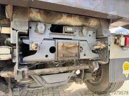 Mercedes-Benz Arocs 4745 10X4 ASFALTKIPPER