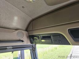 MERCEDES-BENZ ACTROS 1843