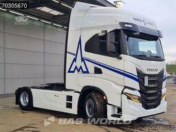 Iveco S-Way 490 4X2 Retarder 2xTanks Navi