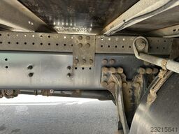 Scania P320 RETARDER - CLOSED BOX 8m25 x 2m47 x 2m30 -...