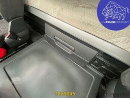 Mercedes-Benz Actros 1843