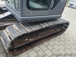 New Holland Kobelco E70 - 8 TON