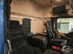 Mercedes-Benz 3353 8x4 / FASSI 71  T/M + JIB / CRANE / KRAN