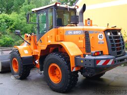 DOOSAN DL250-3 /Reifen neu/Partikelfilter Stufe IIIB