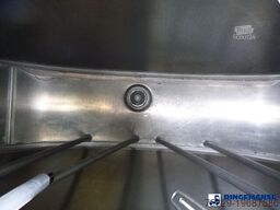 Renault Premium 270 dxi 4x2 fuel tank 13.7 m3 / 4 comp