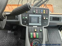 Nutzfahrzeuge 2000 GmbH Nutzfahrzeuge 2000 GmbH Nutzfahrzeuge 2000 GmbH