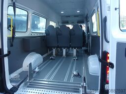 Volkswagen Crafter 35 Kombi 35 LR Maxi 8SITZER/RAMPE/KAM/TEMP