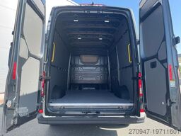 MAN TGE 3.200 L3H3 Kasten 4x4 ACC LED SITZHZ KAMERA