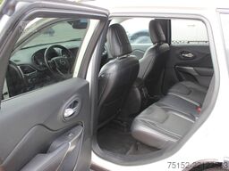 Jeep Cherokee Sport FWD