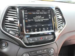 Jeep Cherokee Sport FWD