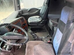 Renault Magnum 430 (BOITE MANUELLE / POMPE MANUELLE / M...