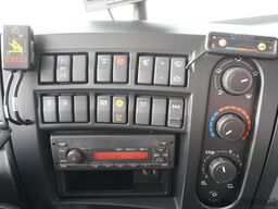 Renault C280 P4x2 E6 / Fassi 5.6 t / Range 8 m