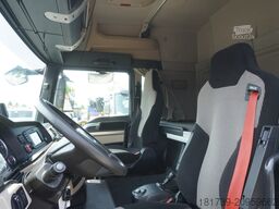 MAN TGS 35.420 8×2 / Chassis 6.4 m