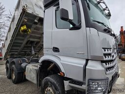 MERCEDES-BENZ Arocs 3351 6x6 Kipper Bordmatic Muldenkipper