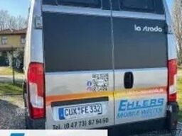 La Strada Avanti EB 180PS/Autom/AHK/Solar/Markise