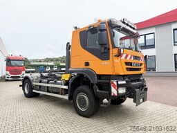 Iveco-Magirus Trakker AT190T33W/P 4x4 Trakker AT190T33W/P 4x4, Winterdienstausstattung