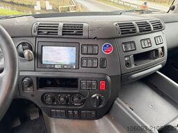 DAF CF 330 Slaapcabine