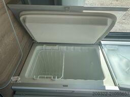 Volkswagen California Camper | 2 letti 4 posti letto | Angolo cottura