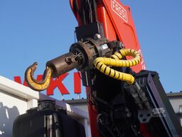 Renault C280 DTI 8 / HDS Fassi F135A.22 / remote