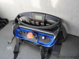 Renault C280 DTI 8 / FASSI crane 5.6T / range 8m