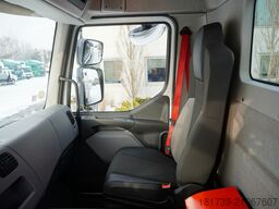 Renault C280 P4x2 E6 / Fassi 5.6 t/ 219 MTH/ 8 m