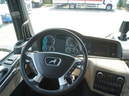 MAN TGS 35.420 8×2 / Chassis 6.4 m