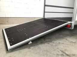 Blyss F1336HD Rampe Kofferanhänger