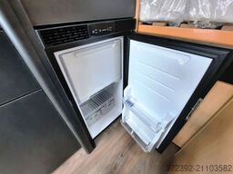 SUNLIGHT Camper Van CLIFF 590 4x4 Verfüg./Sparen Sie 2.00