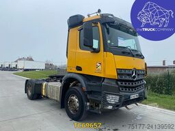Mercedes-Benz Arocs 2048