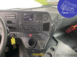 Mercedes-Benz Arocs 2048