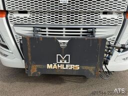 Volvo FH540 8x4 plow rigged hook truck w/ underlying bla
