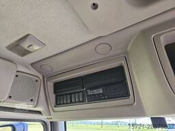 VOLVO FL 210.14 CARRIER TAILLIFT