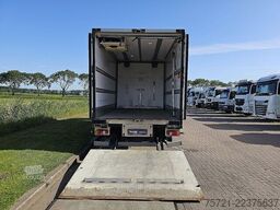 VOLVO FL 210.14 CARRIER TAILLIFT