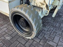 JLG 4069LE Electric, 14.2m Working Height, 360kg Capac